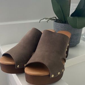 Bio Gold clogs! Never worn!